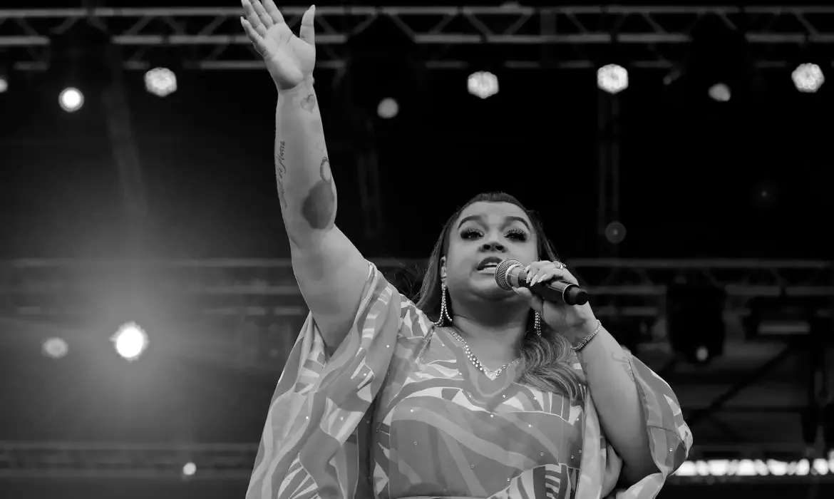 Preta Gil: Amigos e Fãs Celebram Legado da Cantora e Empresária