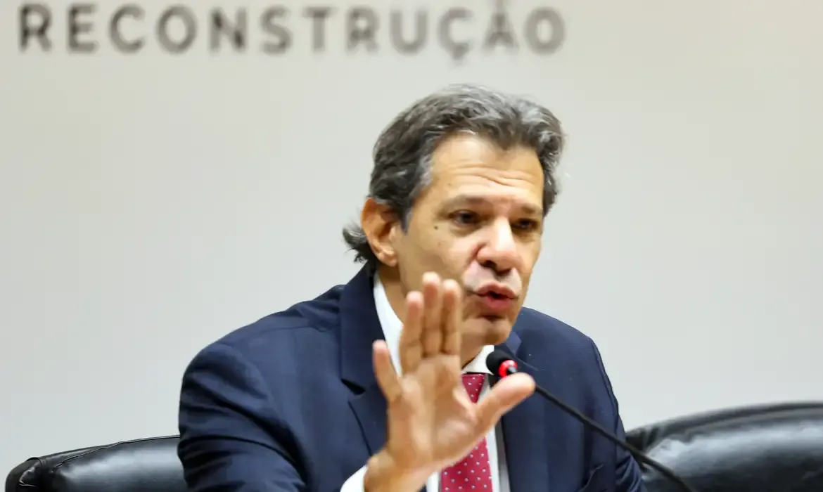Negociações Brasil-EUA: Haddad assegura permanência no diálogo