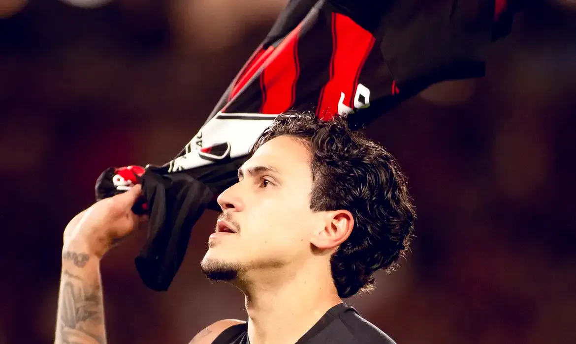 Pedro Sai do Banco e Garante Vitória do Flamengo no Clássico Fla-Flu: Repercussão e Desabafo!